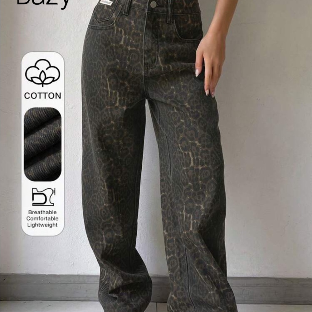 Leopard Print Wide-Leg Pants